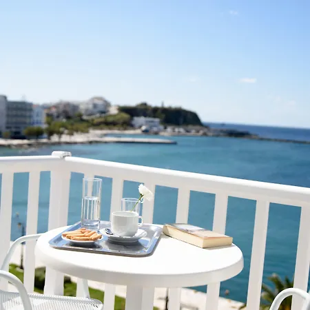 Nama Hotel Tinos-3